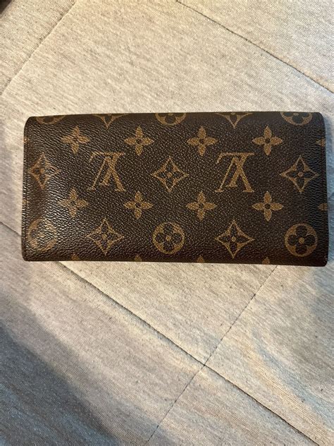 louis vuitton wallet detector